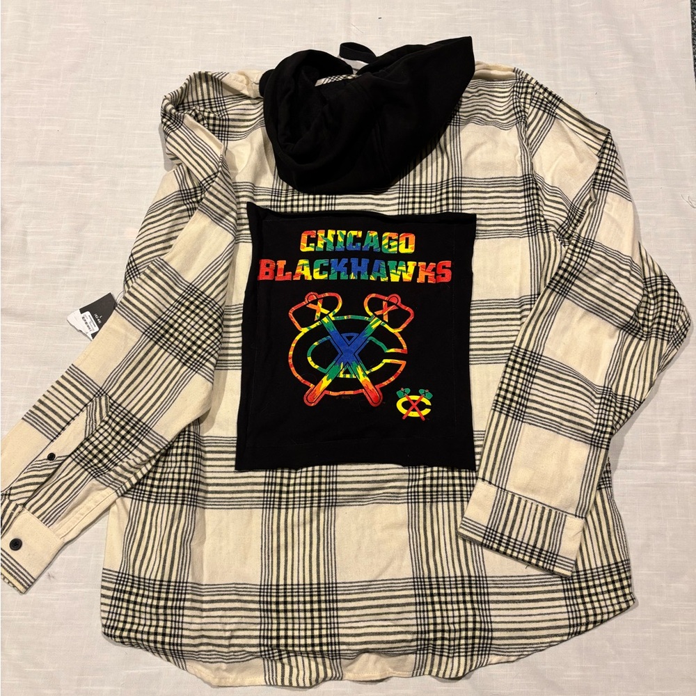 Blackhawks one of a kind flannel with hood
